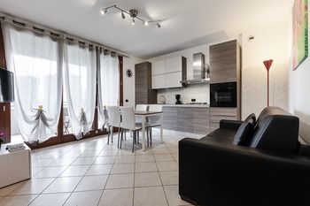 Apartamento Suitelowcost - Rho Fiera