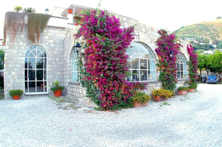 Hotel Villa Tara