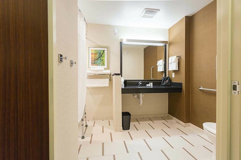 Hotel Fairfield Inn & Suites Jamestown