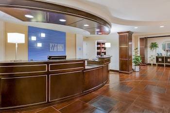 Hotel Holiday Inn Express & Suites Alpine Southeast
