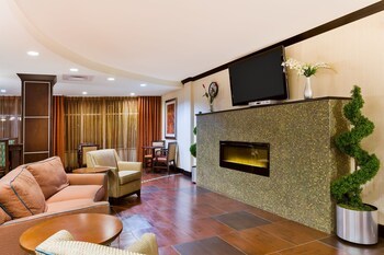 Hotel Holiday Inn Express & Suites Alpine Southeast