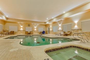 Hotel Holiday Inn Express & Suites Alpine Southeast