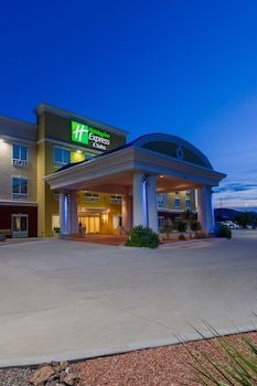 Hotel Holiday Inn Express & Suites Alpine Southeast