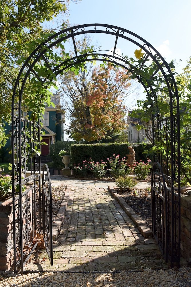 Berkeley House Bed And Breakfast