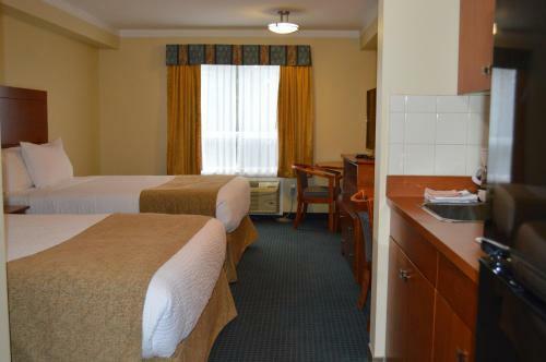 Hotel Hinton Lodge