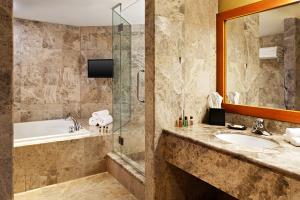 Sheraton Laval Hotel