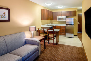 Hotel Microtel Inn & Suites By Wyndham Red Deer