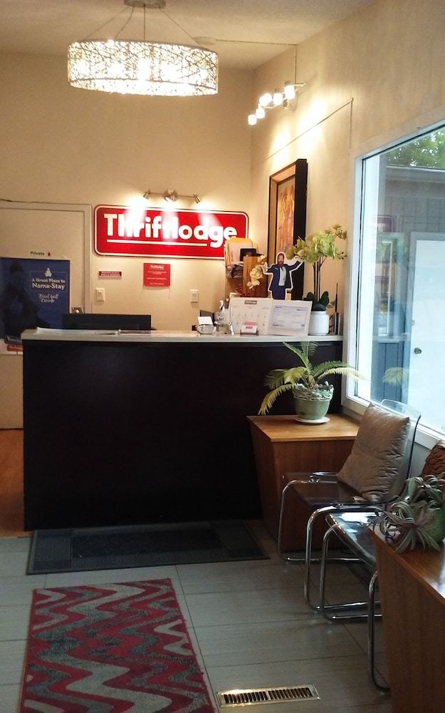 Hotel Thriftlodge Edmonton