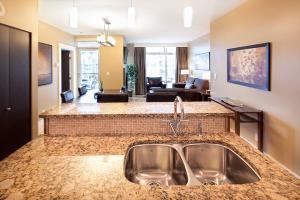 Aparthotel The Parkside Hotel & Spa