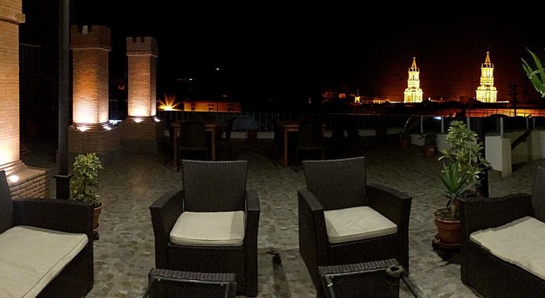 Hostal Las Torres De Ugarte