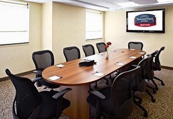 Hotel Towneplace Suites By Marriott Mississauga-arpt Corp Ctr