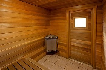 Holiday Inn Express Hotel & Suites Gananoque