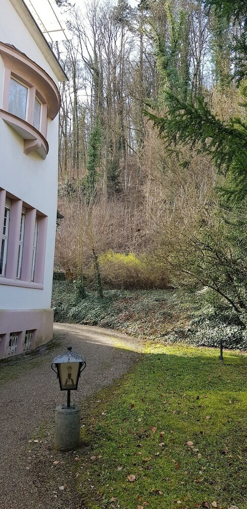 Hostal Kurvilla Am Park