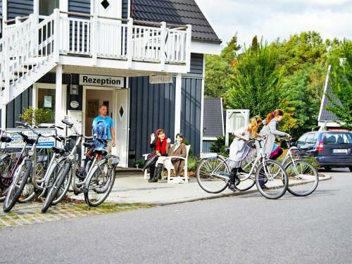 Hotel Holiday Home Schlosspark Bad Saarow.5