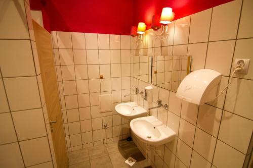 Cinnamon Hostel