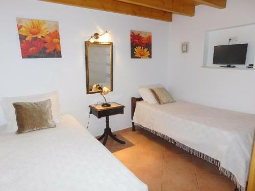 Residencia Dinas Guesthouse