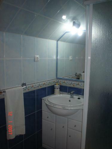 Residencia Dinas Guesthouse