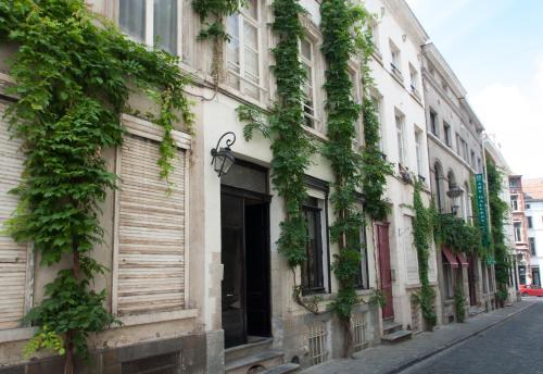 Apartamento Be And Be Sablon 11