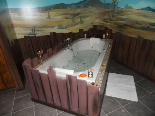 Hostal Guest House Western-city