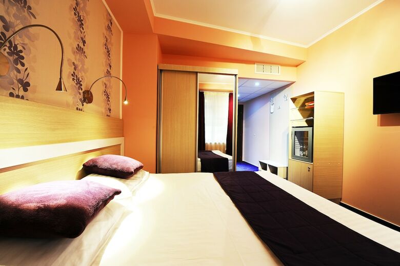 Trianon Hotel