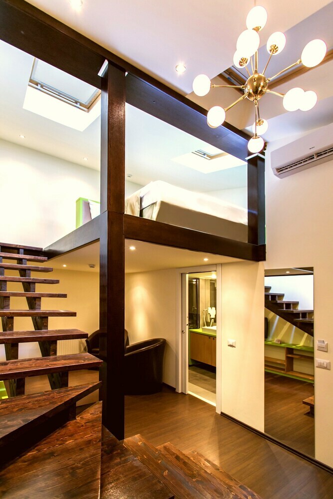 Trianon Hotel