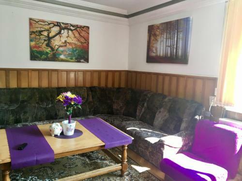 Rolling Stone Hostel
