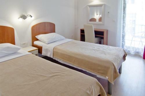Hotel Ambassador