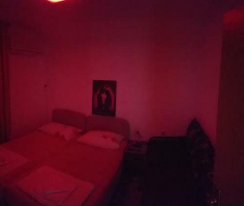 Hostal Guesthouse Villa Sara
