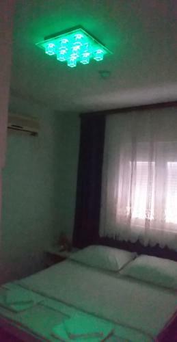 Hostal Guesthouse Villa Sara