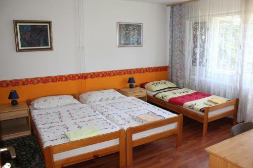 Residencia Rooms4young