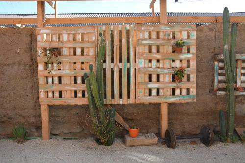 Hotel Hostal Valle Mistral