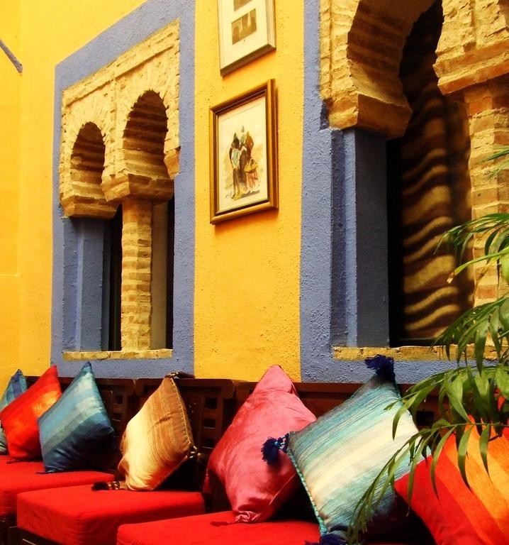 Hostal Hoster�a Lineros 38