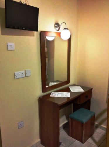 Minaides Hotel