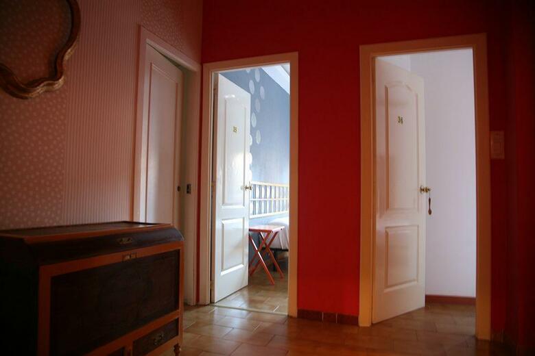 Russafa Youth Hostel