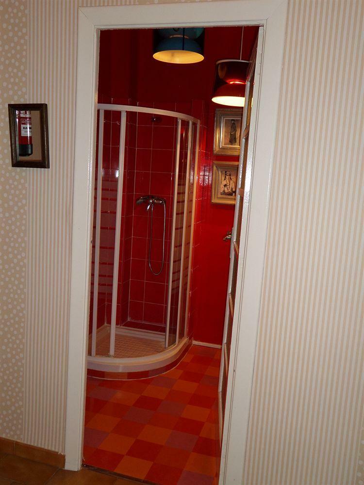 Russafa Youth Hostel