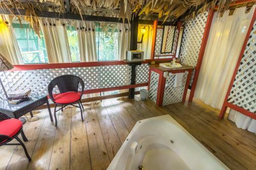 Almonds And Corals Lodge