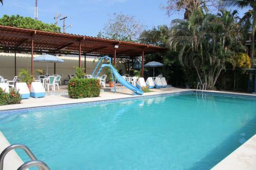 Hotel Oasis Del Pacifico