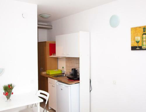 Larocca Apartments