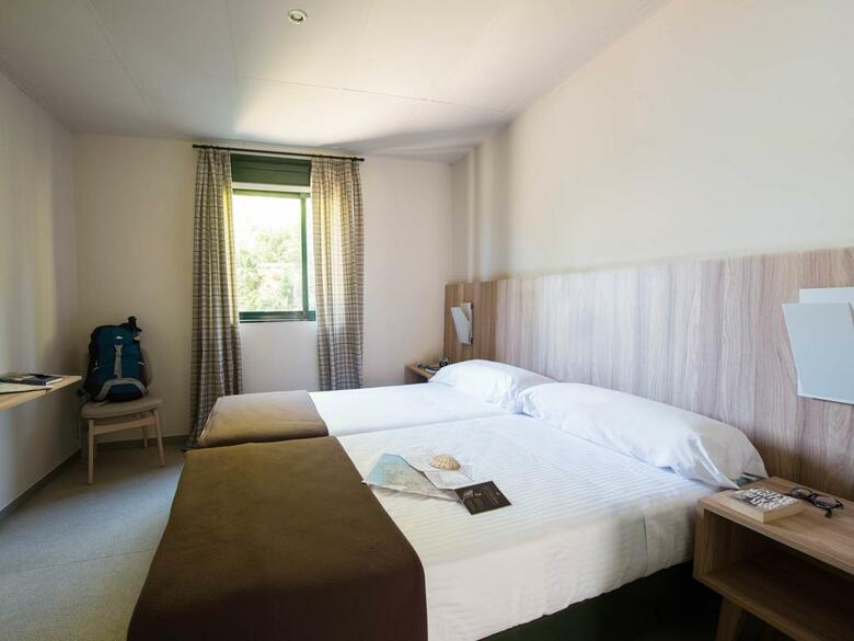 Albergue Benvido Monte Do Gozo
