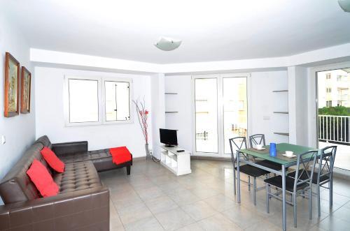 Apartamentos Gand�a Centro 3000