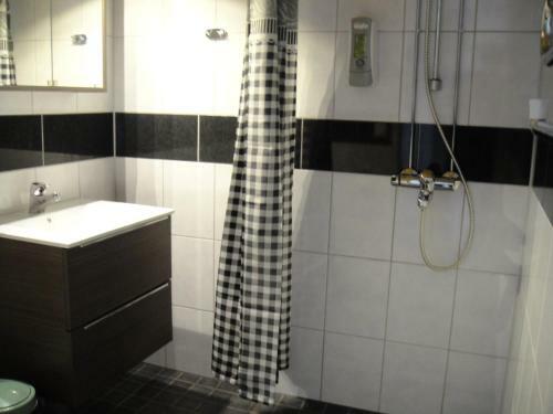 Hostal Cafe Asema B&B