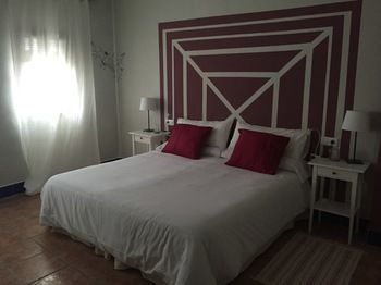 Cortijo Carrillo Bed & Breakfast