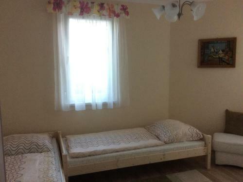Mona Home