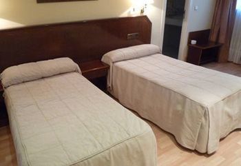 Hotel Torrebillela