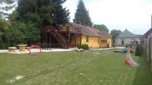 Kata Vend�gh�z
