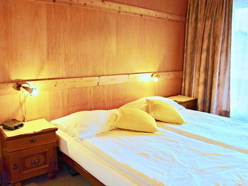 Hotel Alpina