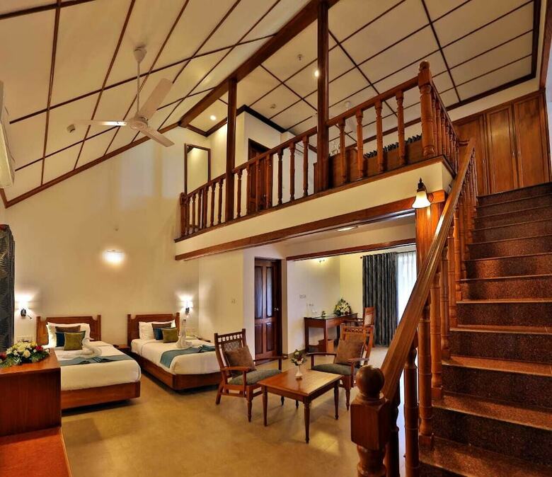 Hotel Backwater Ripples Kumarakom