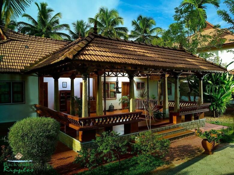 Hotel Backwater Ripples Kumarakom