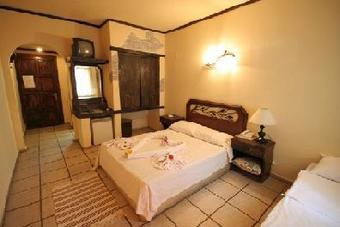 Hotel Club Flora