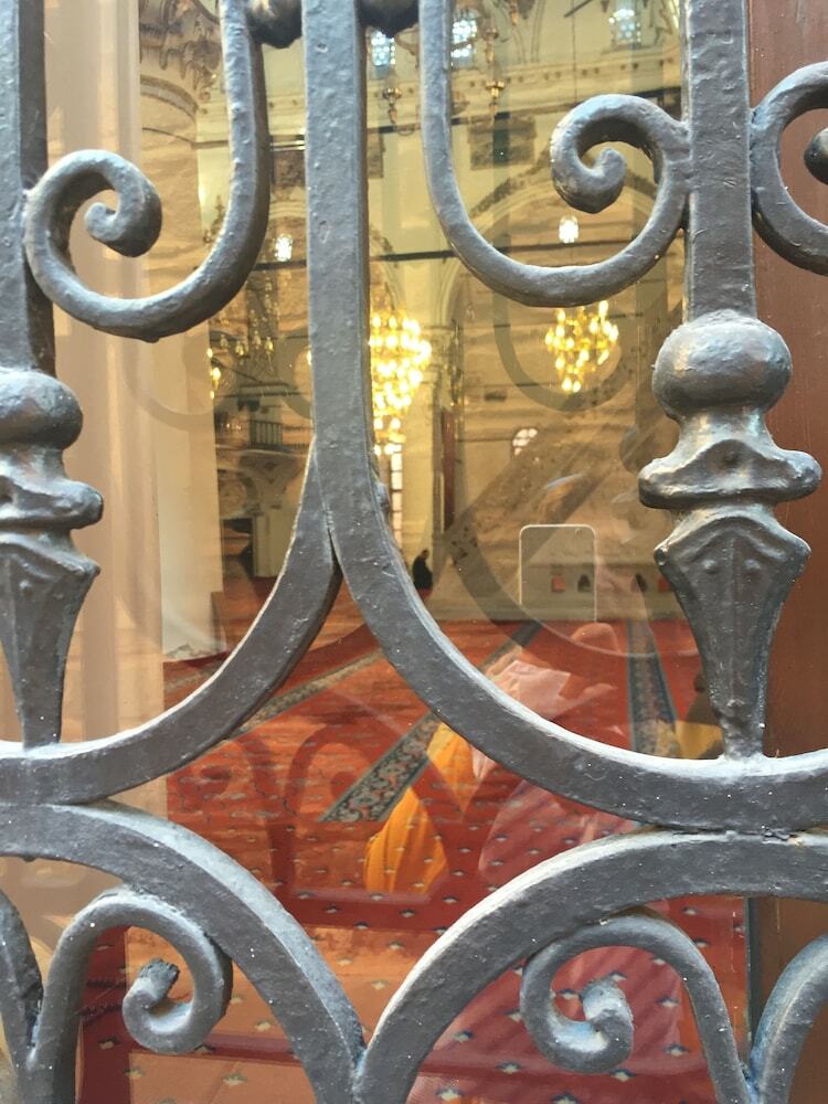 Hotel Guzel Izmir Oteli